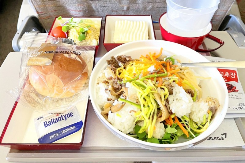 哪裡的飛機餐最好吃？航空公司飛機餐排名