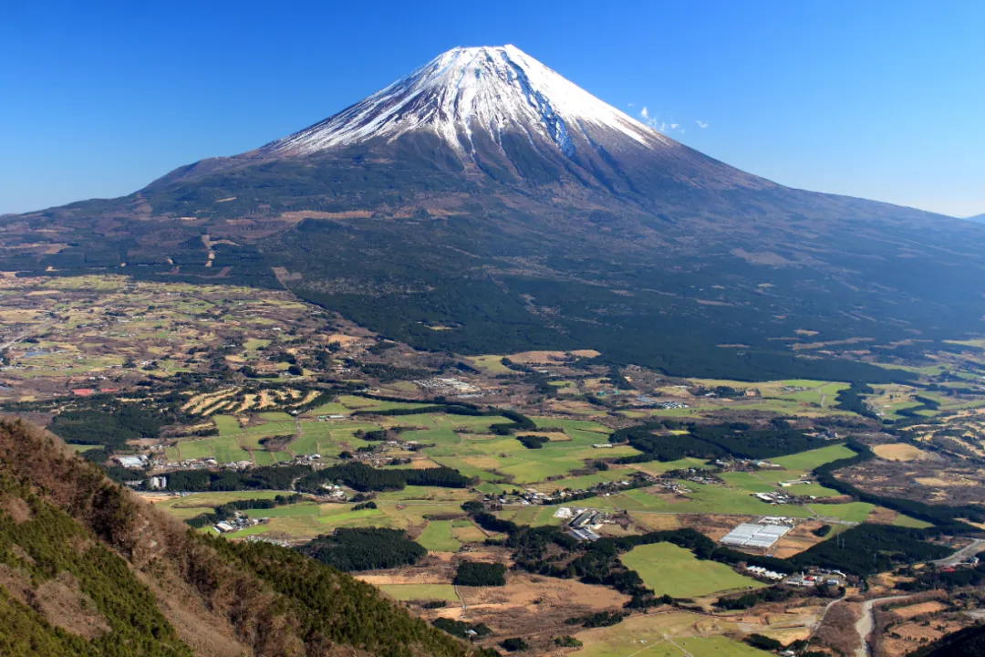 Asagiri Plateau Mount Fuji view